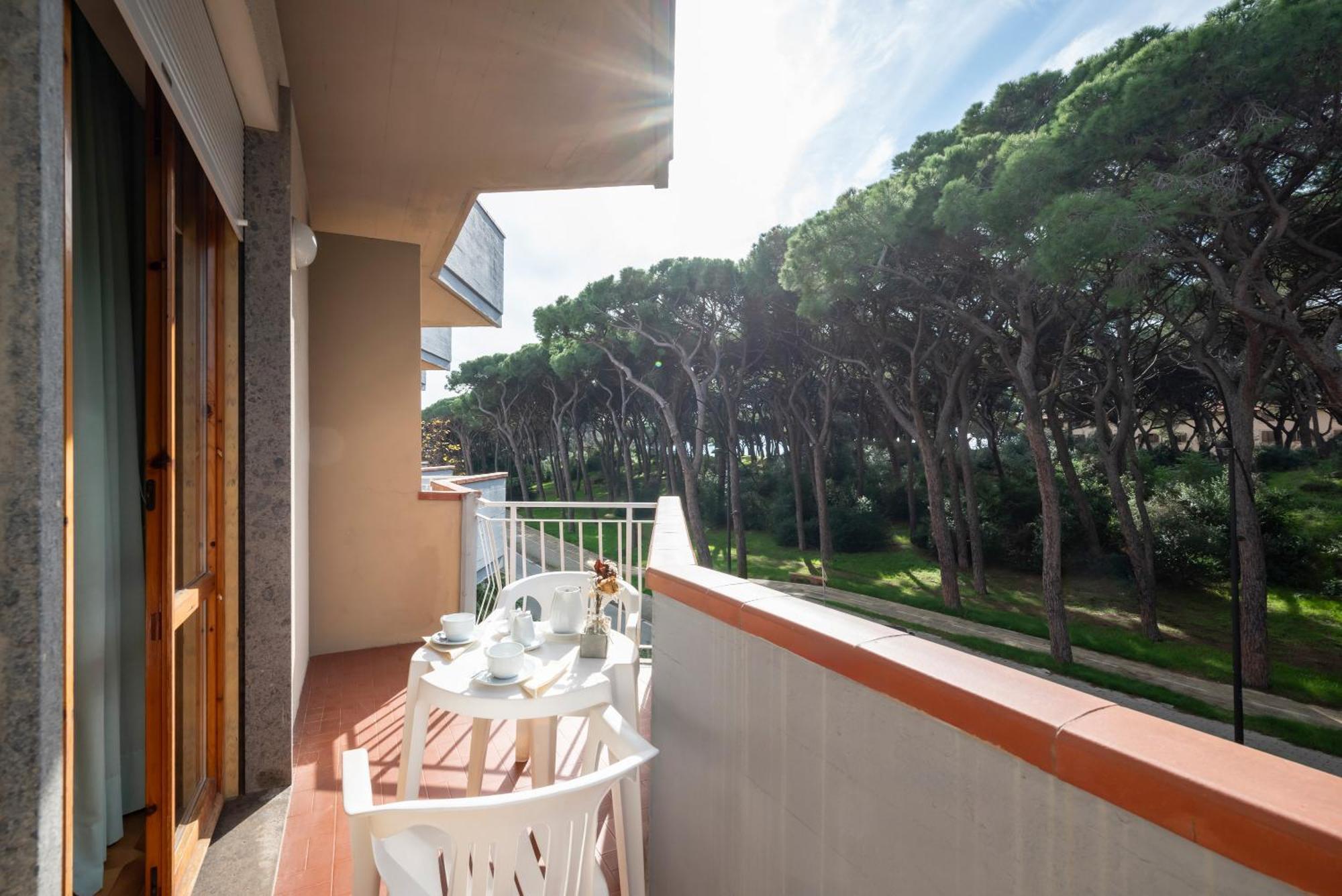 Hotel Parco Dei Pini - 100Mt Dal Mare Follonica Exterior photo